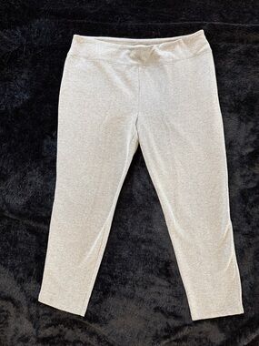 TravelSmith Grey Stretch Leggings - Size XL